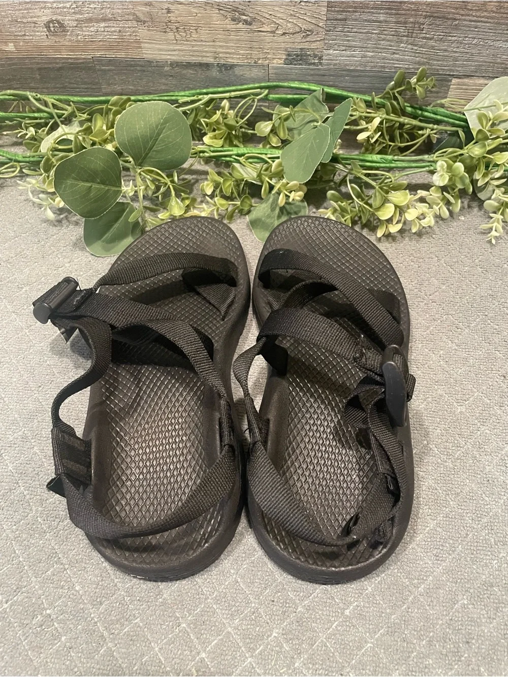 Chaco Z/2 Classic Hiking Sandal Size 7 Women's